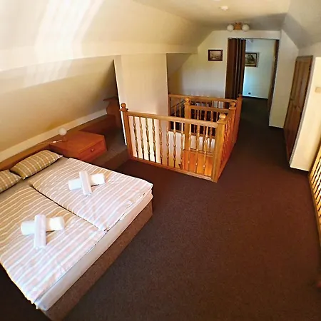 Hotel Gabriela 3*