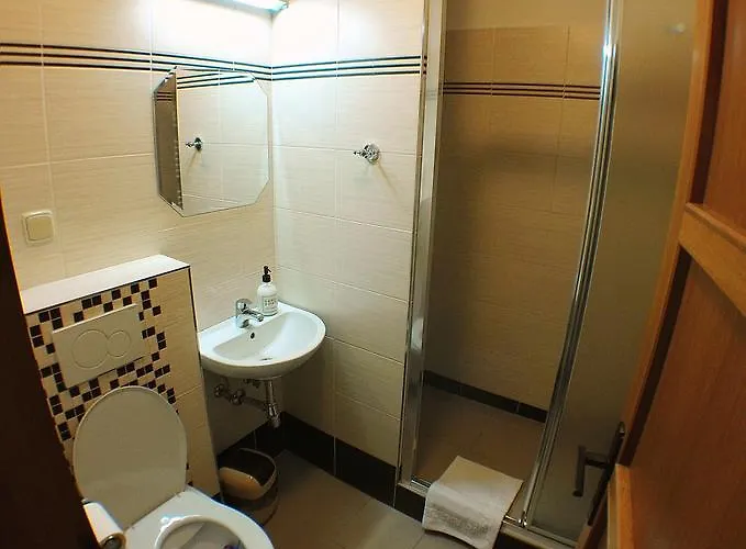 Hotel Gabriela 3*
